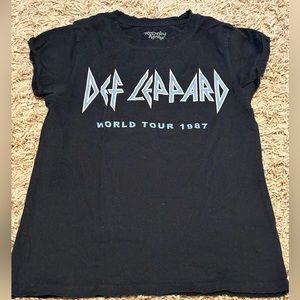 Def Leppard Love Bites Vintage Style Tshirt